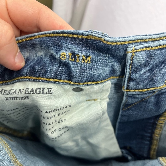 American Eagle Extreme Flex 4 Slim Jeans Men’s 33/32 Blue Denim Faded Look 2211 - Picture 3 of 10